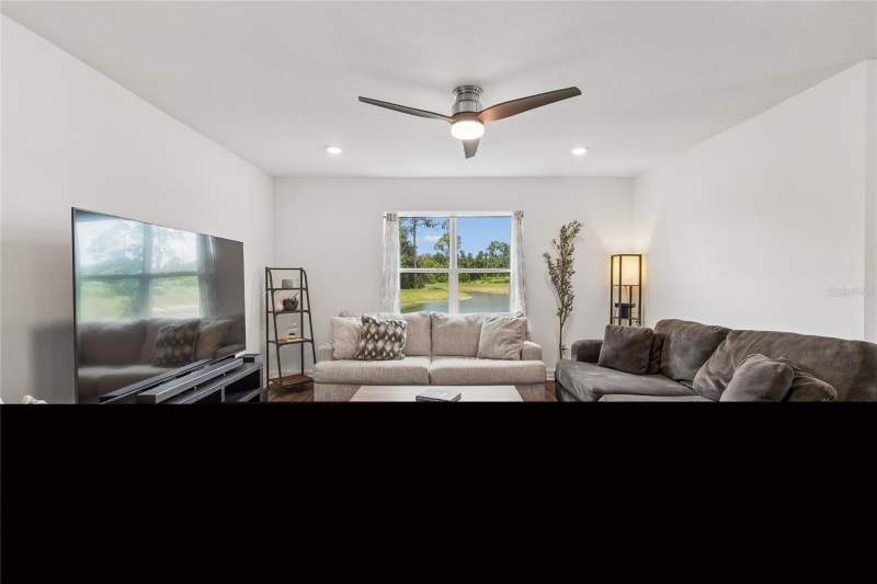 4 bedroom Single Family Residence at 3883 Capri Coast Drive, North Park Isle Ph 1A, Plant City — photo 5