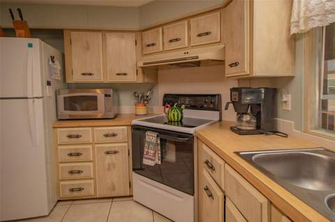 9141 Salisbury Drive, Brooksville FL - photo 19 of 56