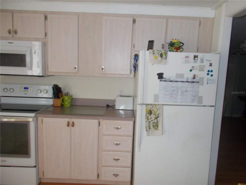 2 bedroom Mobile Home at 5004 Palena Boulevard, Holiday Park, North Port — photo 5