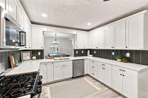 307 E North Street, Tampa FL - photo 9 of 23