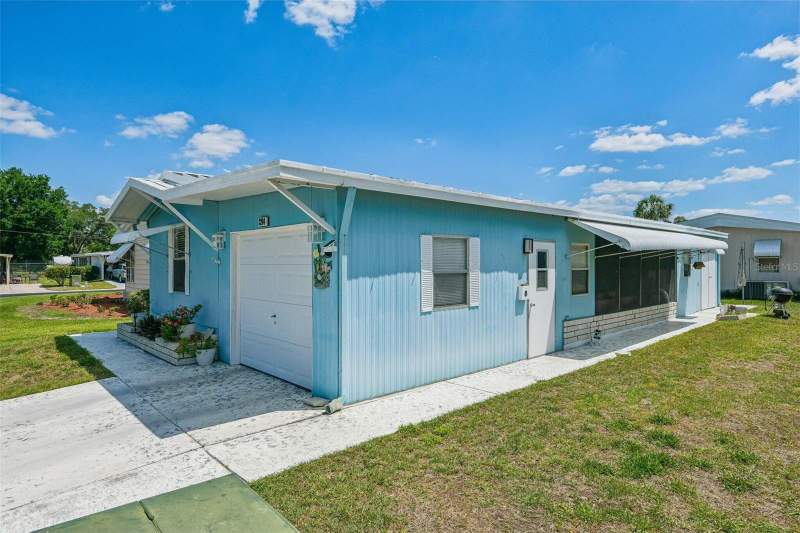 3204 POND HOLLOW STREET home for sale in Timber Lake Estates
