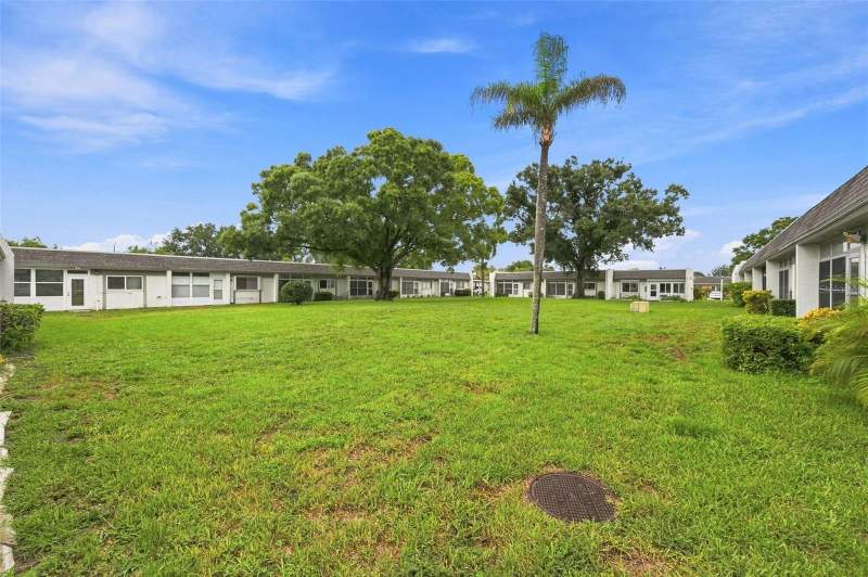 2 bedroom Villa at 4651 Lake Villa Drive, Lakes Villas Condo I, Clearwater — photo 3