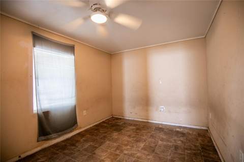 2747 Eaton Avenue, Lakeland FL - photo 7 of 32