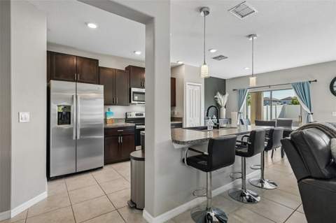 4714 Ron Eddie Place, Tampa FL - photo 18 of 58