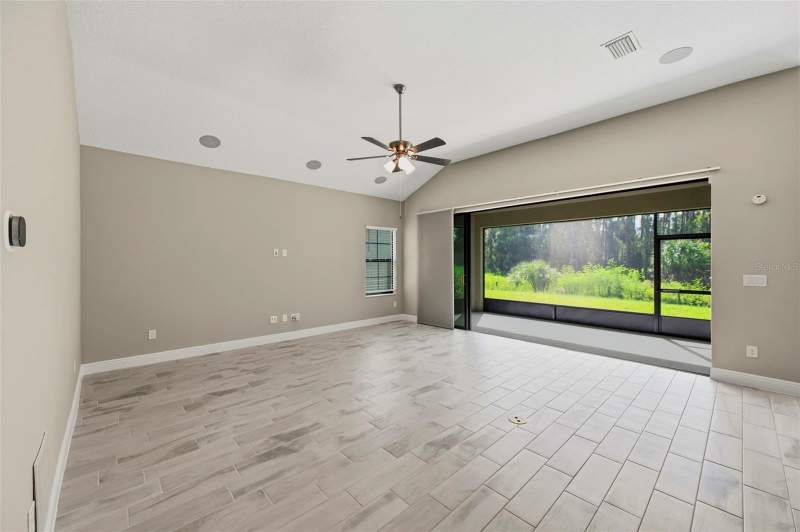 4 bedroom Single Family Residence at 14519 Woodland Spur Drive, B & D Hawkstone Ph 2, Lithia — photo 5