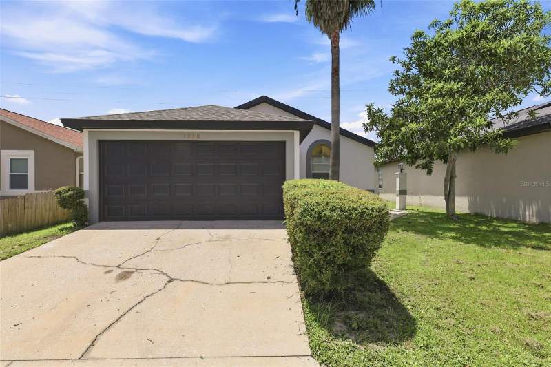 3 bedroom Single Family Residence at 5230 FLORIDA HOLLY DRIVE, HOLLYTREE VILLAGE, ORLANDO — photo 1