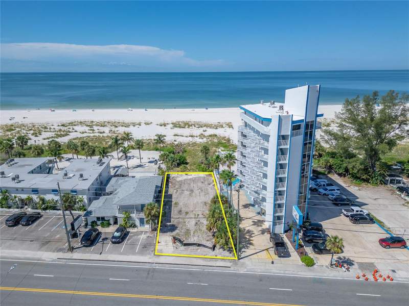 4 bedroom Single Family Residence at 10178 Gulf Boulevard, Sawyer & Harrells Add, Treasure Island — photo 5