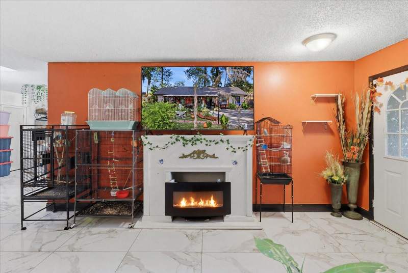 4 bedroom Single Family Residence at 1736 NW 26th Place, Tree Have, Ocala — photo 4