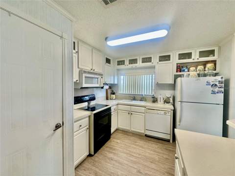 131 Bonnie Drive, Auburndale FL - photo 14 of 40