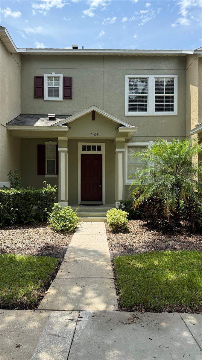 3 bedroom Townhouse at 7108 FIVE OAKS DRIVE, ASHLEY PARK AT HARMONY, HARMONY — photo 2