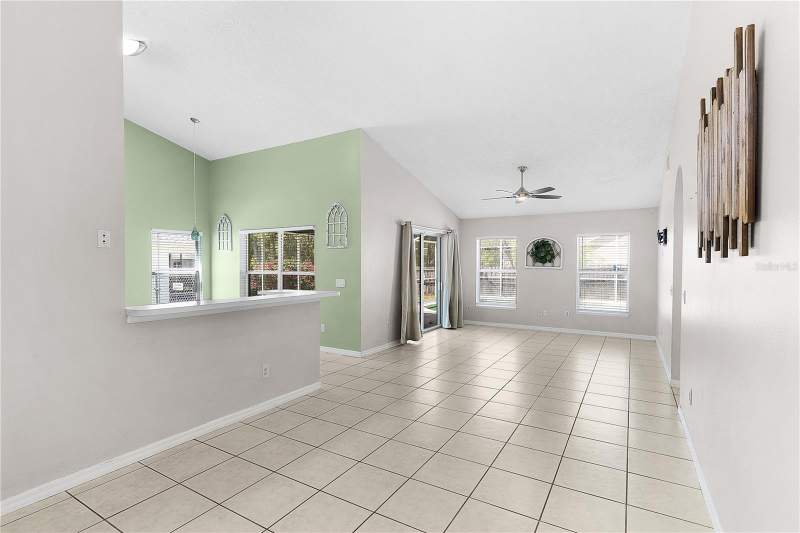 3 bedroom Single Family Residence at 40045 Palm Street, Carlton Village Park, Lady Lake — photo 5