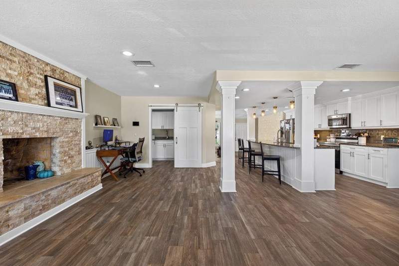4 bedroom Single Family Residence at 4710 W Trilby Avenue, Gandy Gardens 1, Tampa — photo 4