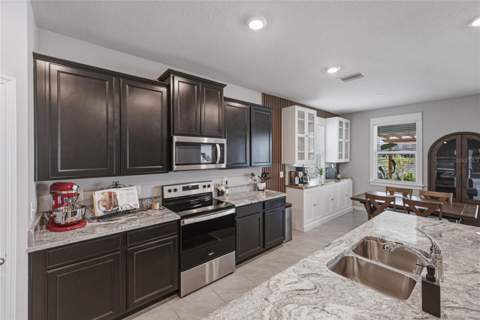8382 Bower Bass Circle, Wesley Chapel FL - photo 24 of 79