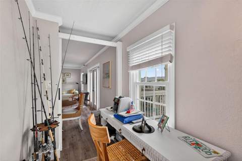 4924 Beach Drive #F, St Petersburg FL - photo 16 of 45