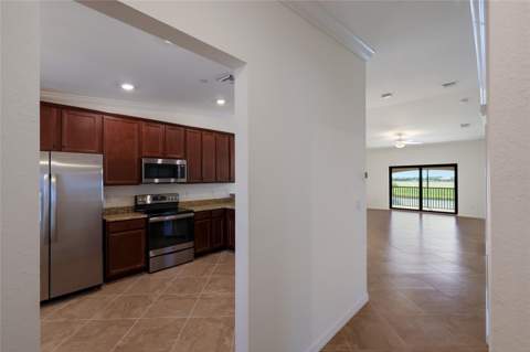 5614 Palmer Circle #206, Bradenton FL - photo 11 of 79