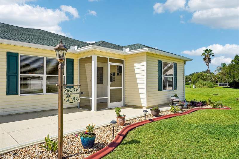 2 bedroom Single Family Residence at 917 Eastmont Court, Villages Of Sumter, The Villages — photo 5