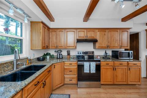 8161 22nd Avenue, St Petersburg FL - photo 8 of 65