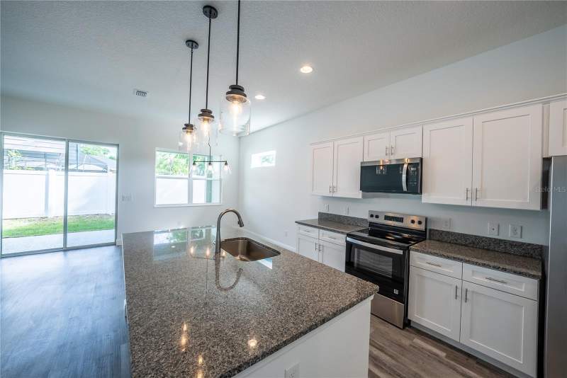 3 bedroom Single Family Residence at 4727 SE 25th Loop, Magnolia Villas East, Ocala — photo 4