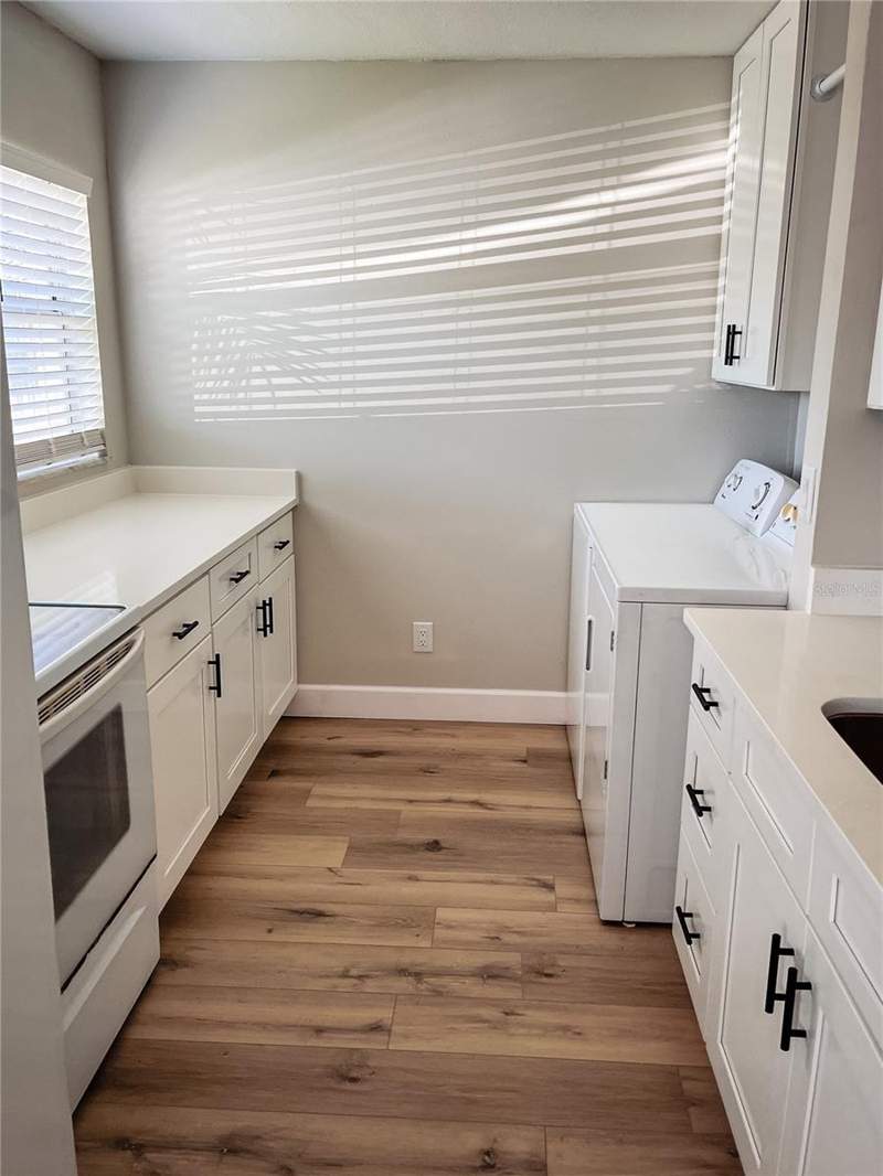 1 bedroom Villa at 24862 US Highway 19 #1602, Hill Crest Villas, Clearwater — photo 3