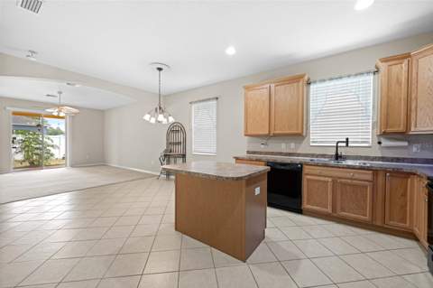 699 Winthrop Drive, Spring Hill FL - photo 16 of 47