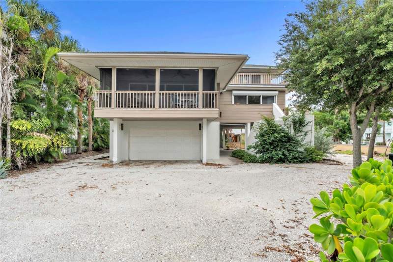 3 bedroom Single Family Residence at 103 Sunset Lane, Sunset Cove, Anna Maria — photo 4