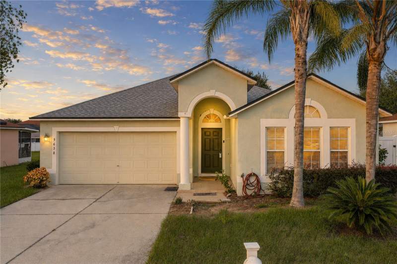 4 bedroom Single Family Residence at 5638 Royal Hills Street, Royal Hills, Winter Haven — photo 2