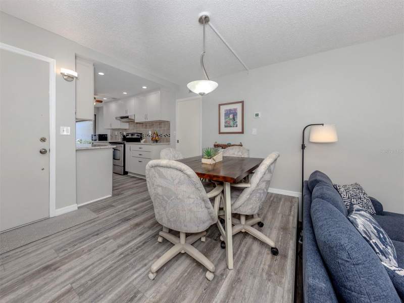 2 bedroom Condominium at 1555 Tarpon Center Drive #140, Bahia Vista Gulf, Venice — photo 3
