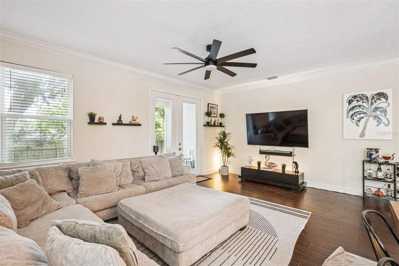 3 bedroom Townhouse at 2508 E Church Street, Rolando Estates, Orlando — photo 4