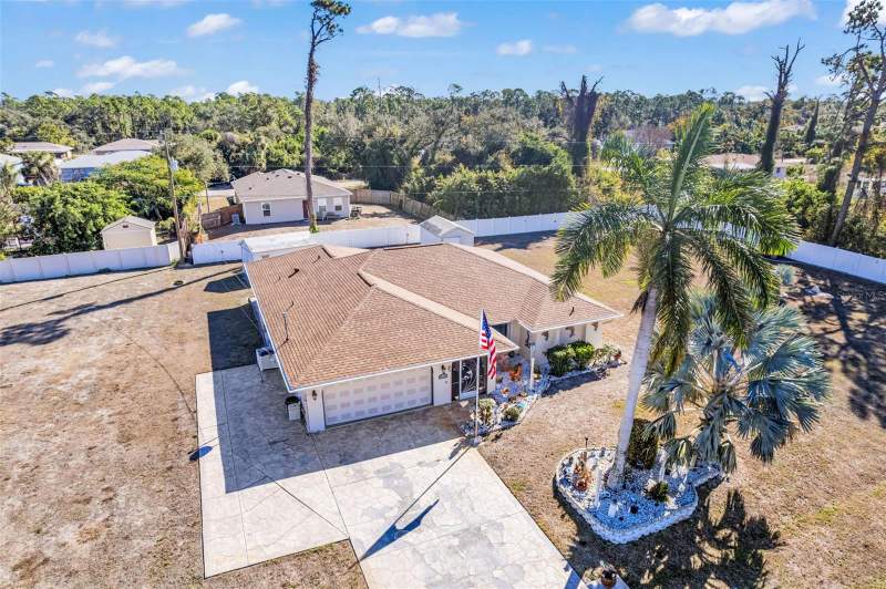 3 bedroom Single Family Residence at 2298 Cedarwood Street, Port Charlotte Sec 41, Port Charlotte — photo 3