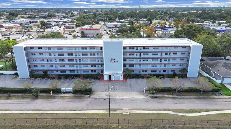 Park Plaza Apartments Condo