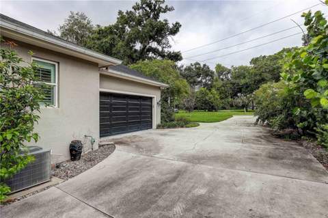1508 Eckles Drive, Tampa FL - photo 7 of 64