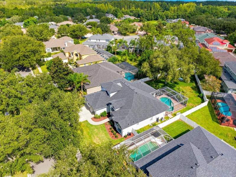 4 bedroom Single Family Residence at 15019 Lake Emerald Boulevard, Deer Creek, Tampa — photo 2