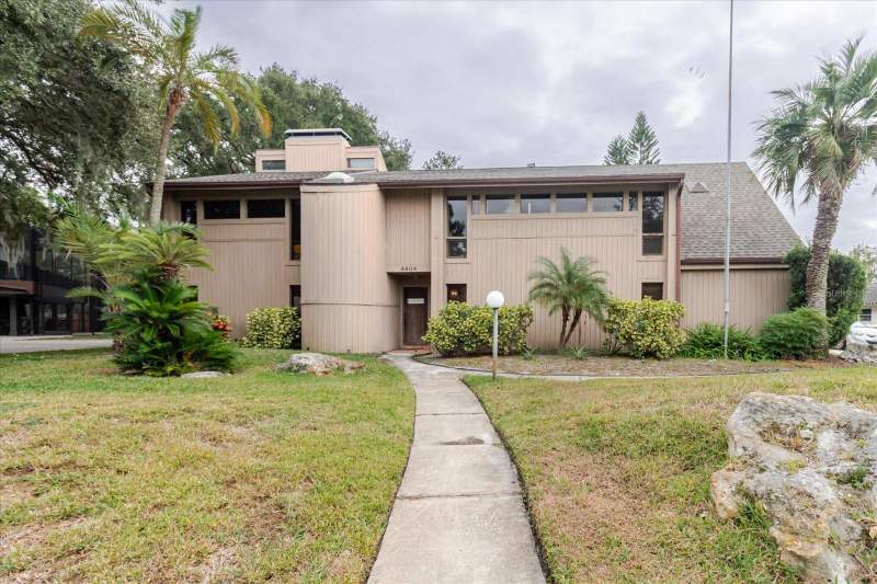 4404 OLD ORCHARD DRIVE home for sale in Carrollwood Village