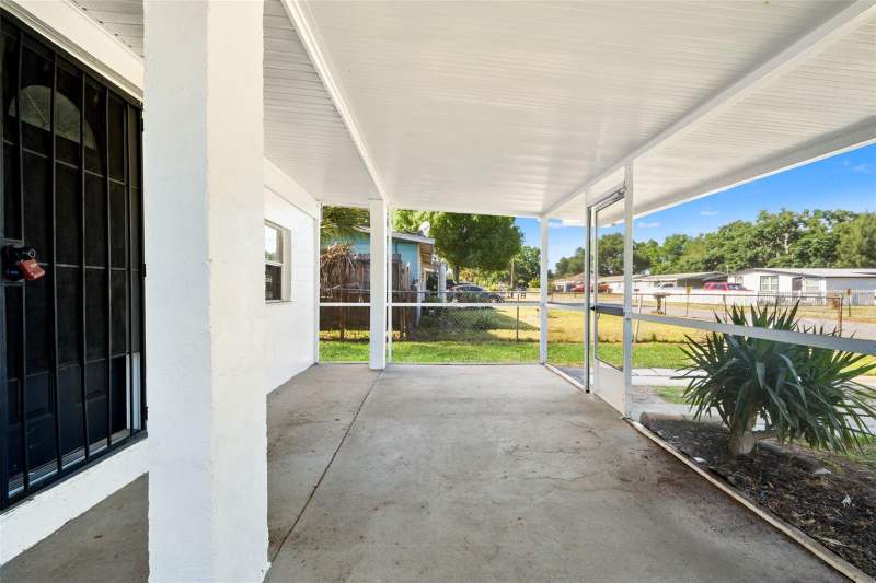 4 bedroom Single Family Residence at 4914 S 82nd Street, Progress Village Unit 2, Tampa — photo 3
