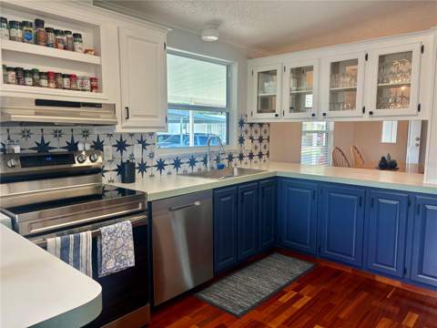5707 45th Street #100, Bradenton FL - photo 6 of 47