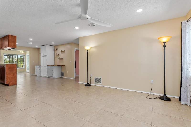 3 bedroom Single Family Residence at 162 Annapolis Lane, Rotonda West Oakland Hills, Rotonda West — photo 5
