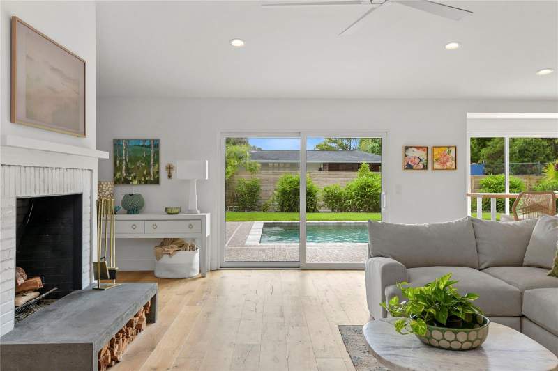 4 bedroom Single Family Residence at 220 Adams Drive, Kings Row, Maitland — photo 5