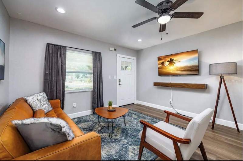 3 bedroom Single Family Residence at 1000 8th Avenue, Tranquil Pines Sub, Largo — photo 2