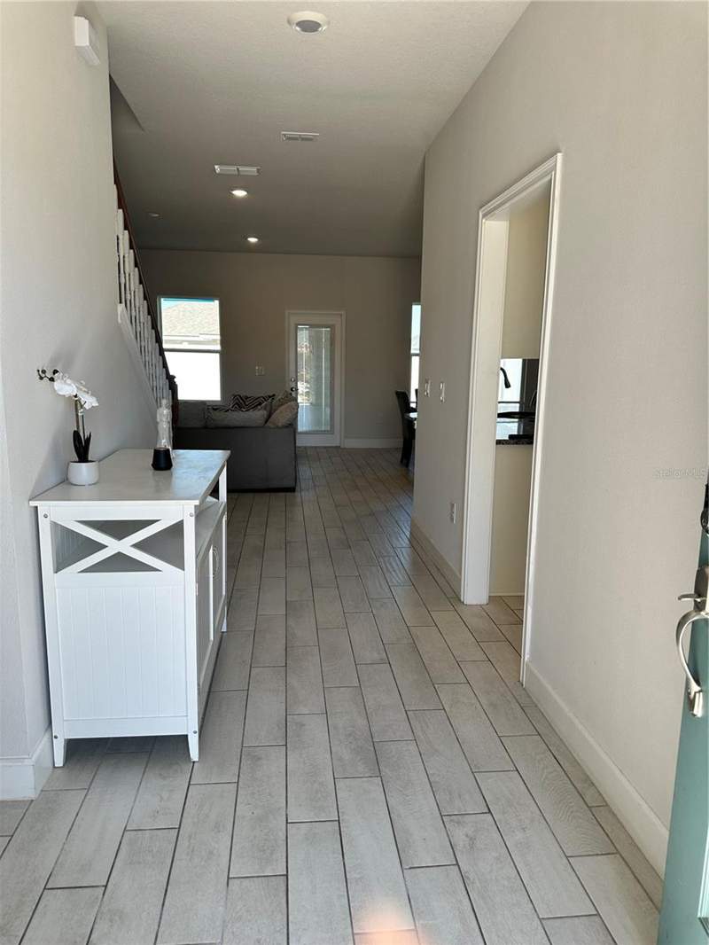 5 bedroom Single Family Residence at 36097 Welsh Glade Road, Abbey Glen Ph Two, Dade City — photo 3