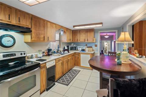 270 W McClendon Street, Lady Lake FL - photo 15 of 46