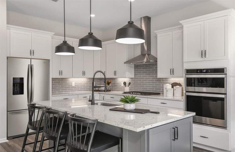 5 bedroom Single Family Residence at 5168 Everlong Drive, Waterset Wolf Creek Ph G2, Apollo Beach — photo 5