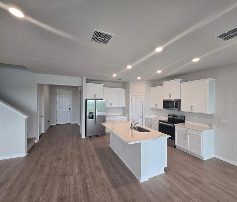 4 bedroom Single Family Residence at 9431 Bella Mar Trail, Seaire, Parrish — photo 5