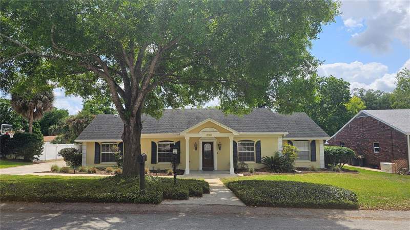 4 bedroom Single Family Residence at 184 LAKE OTIS ROAD, LAKEWOOD TR 173, WINTER HAVEN — photo 1