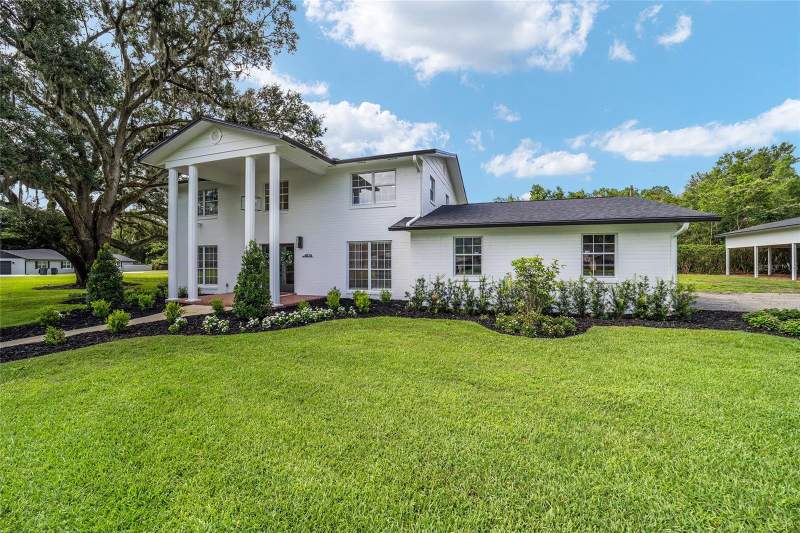 3 bedroom Single Family Residence at 4824 SE 3rd Street, Fort King Forest, Ocala — photo 2