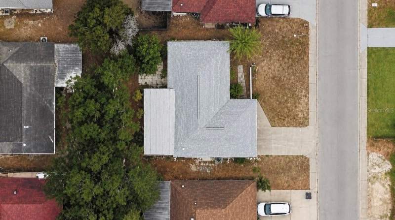3 bedroom Single Family Residence at 8923 Candlewick Lane, Embassy Hills, Port Richey — photo 2