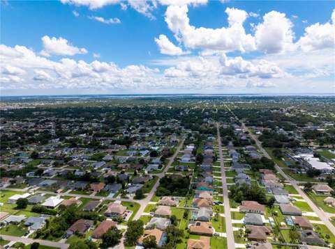 293 Rosemary Street, Port Charlotte FL - photo 10 of 97