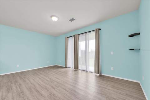 4958 White Sanderling Court, Tampa FL - photo 11 of 39