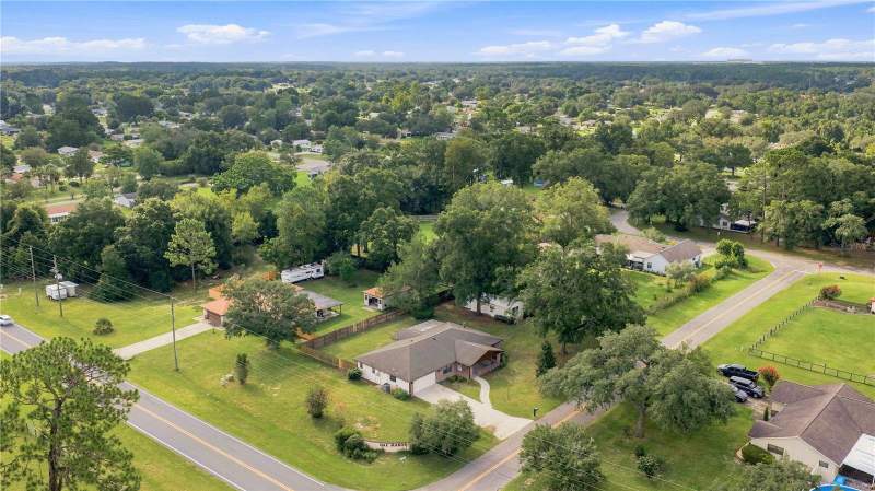 3 bedroom Single Family Residence at 10655 SW 66th Terrace, Oak Manor I, Ocala — photo 5