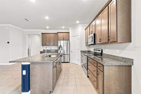 9401 Highland Hills Drive, Hudson FL - photo 14 of 45