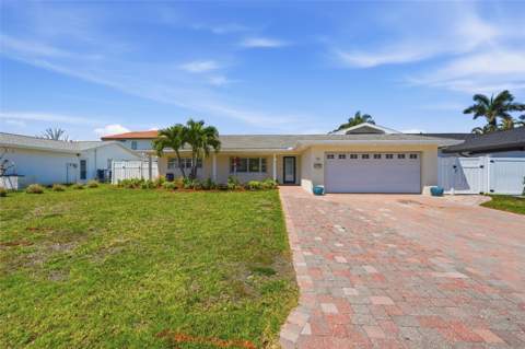 711 64th Avenue, St Pete Beach FL - photo 12 of 55